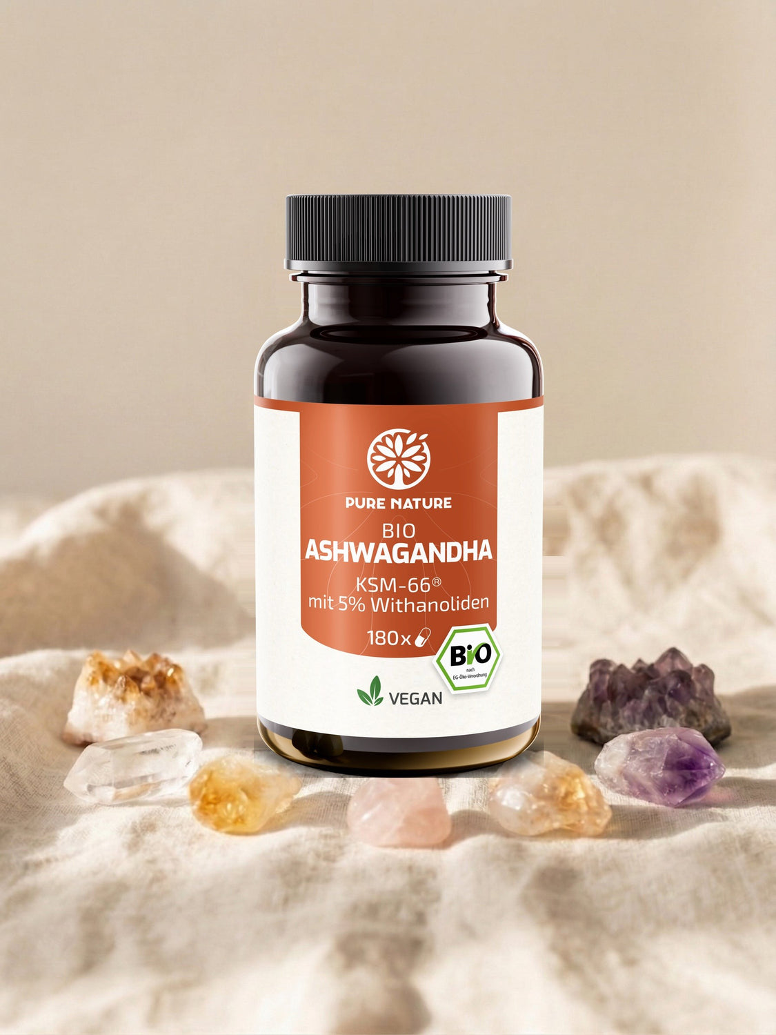 Bio Ashwagandha KSM-66 Dose mit Kristallen auf Leinen